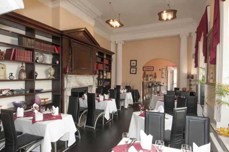 סלאו Baylis House Hotel מראה חיצוני תמונה